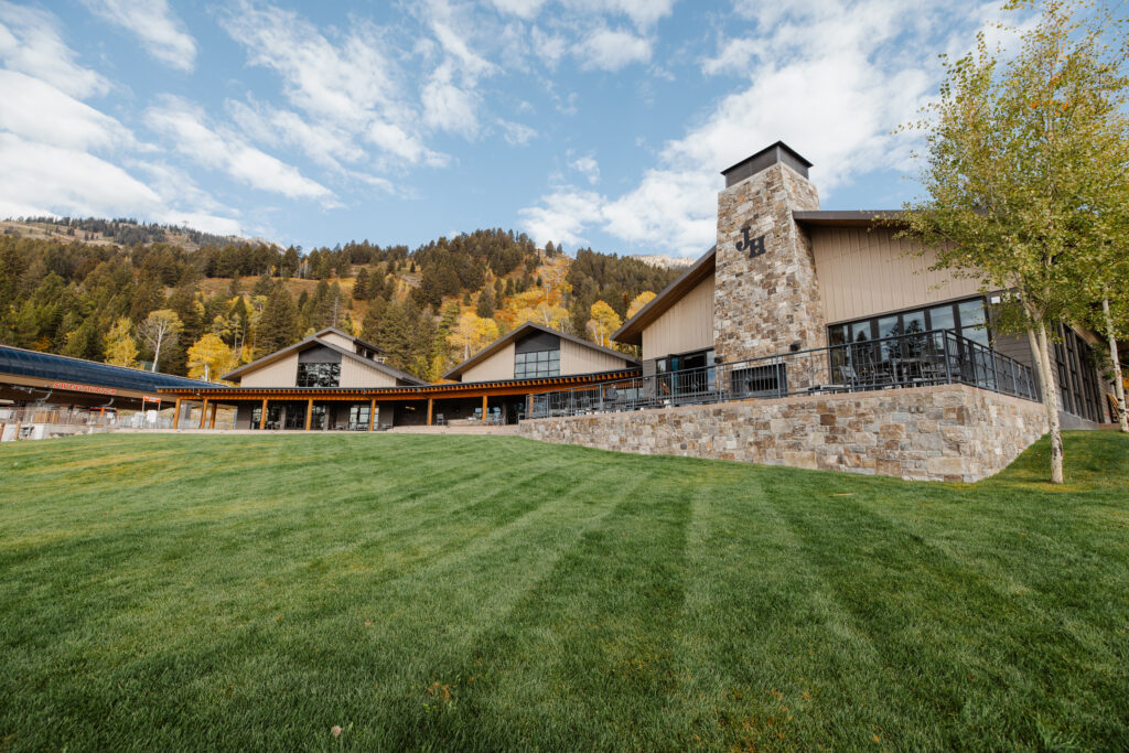 Trapper's at Solitude Station at the Jackson Hole Mountain Resort wedding venue
